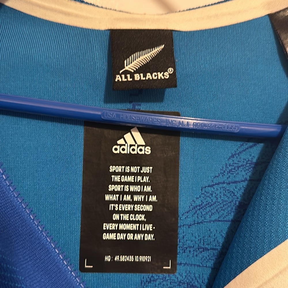 Adidas Men hoodie - Picture 2 of 5